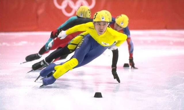 镜报：曼联有信心7000万镑签沃顿，但他不去没欧战的球队